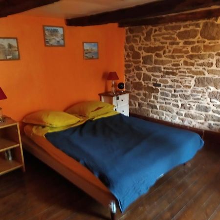 Maison En Granit Bleue Lanhelin Kültér fotó