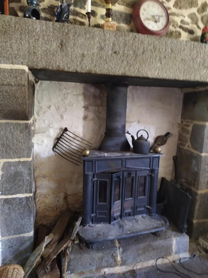 Maison En Granit Bleue Lanhelin Kültér fotó